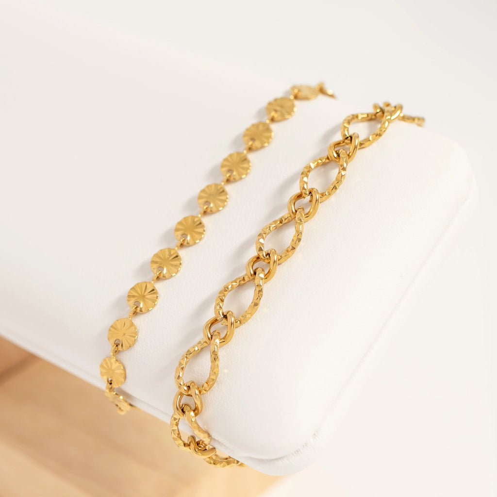 The Hammered Gold Bracelet